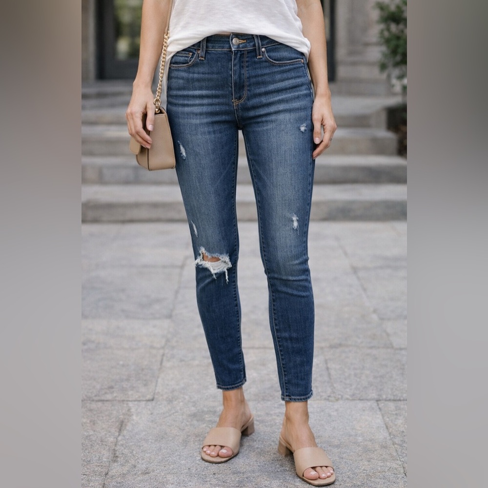 PAIGE Hoxton High Rise Skinny Jeans Size 30 Distressed Blue